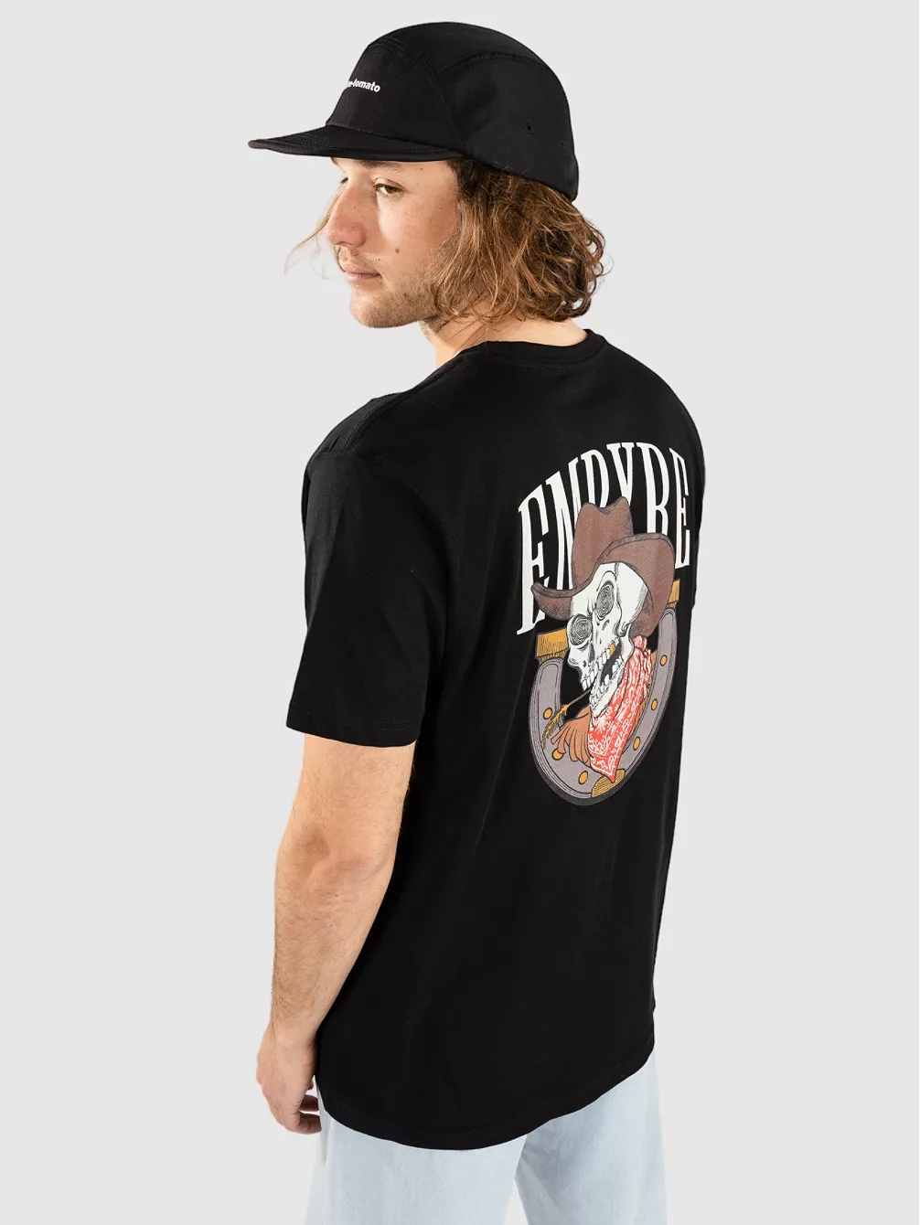 

Футболка Round Em Up Empyre, черный