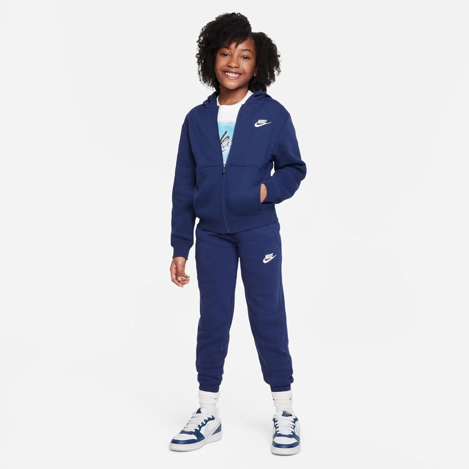 Детский спортивный костюм NIKE Club Fleece, цвет Midnight Navy/White — фото 2