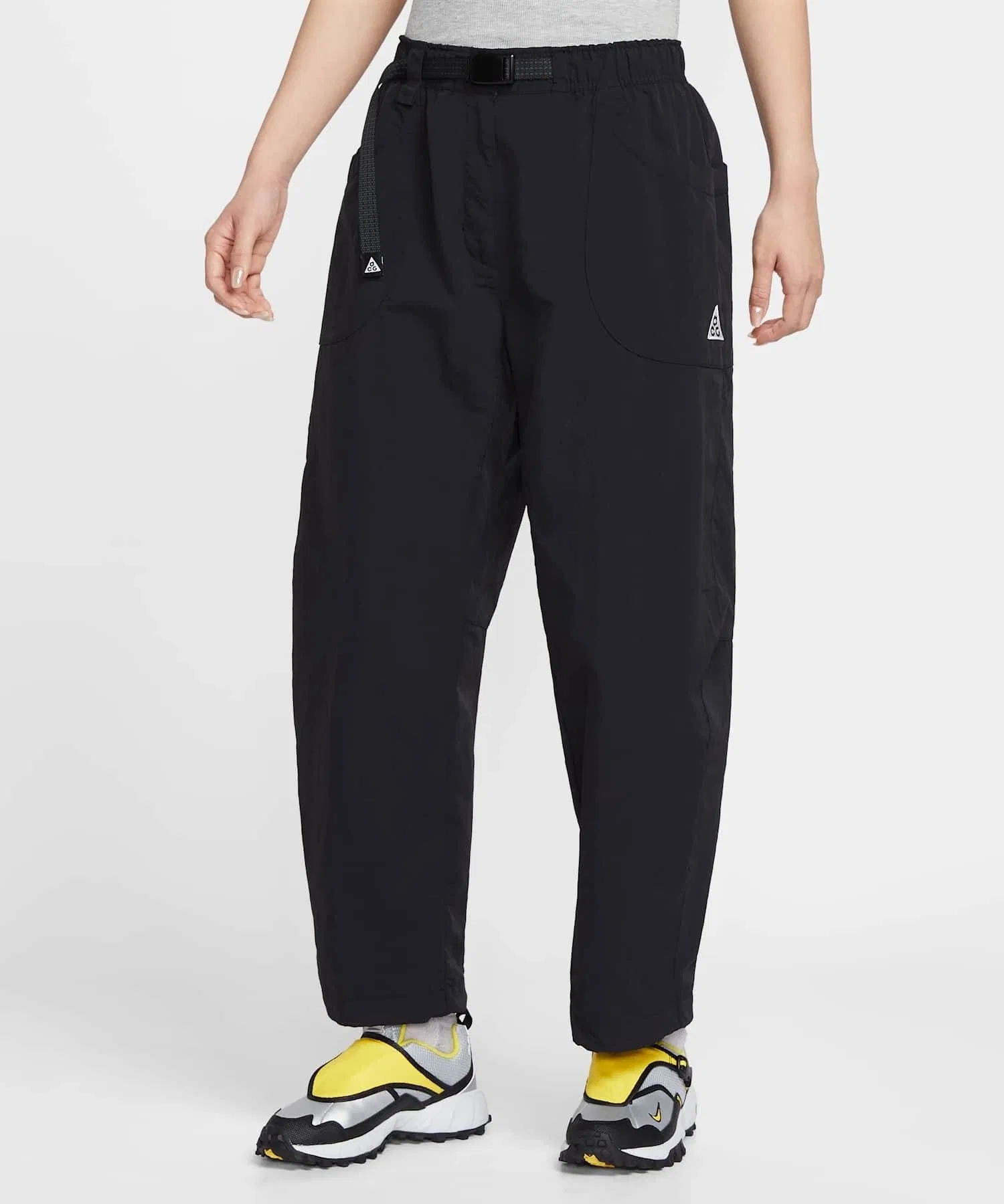 Женские брюки Nike ACG 'Dolomiti' для активного отдыха чёрные