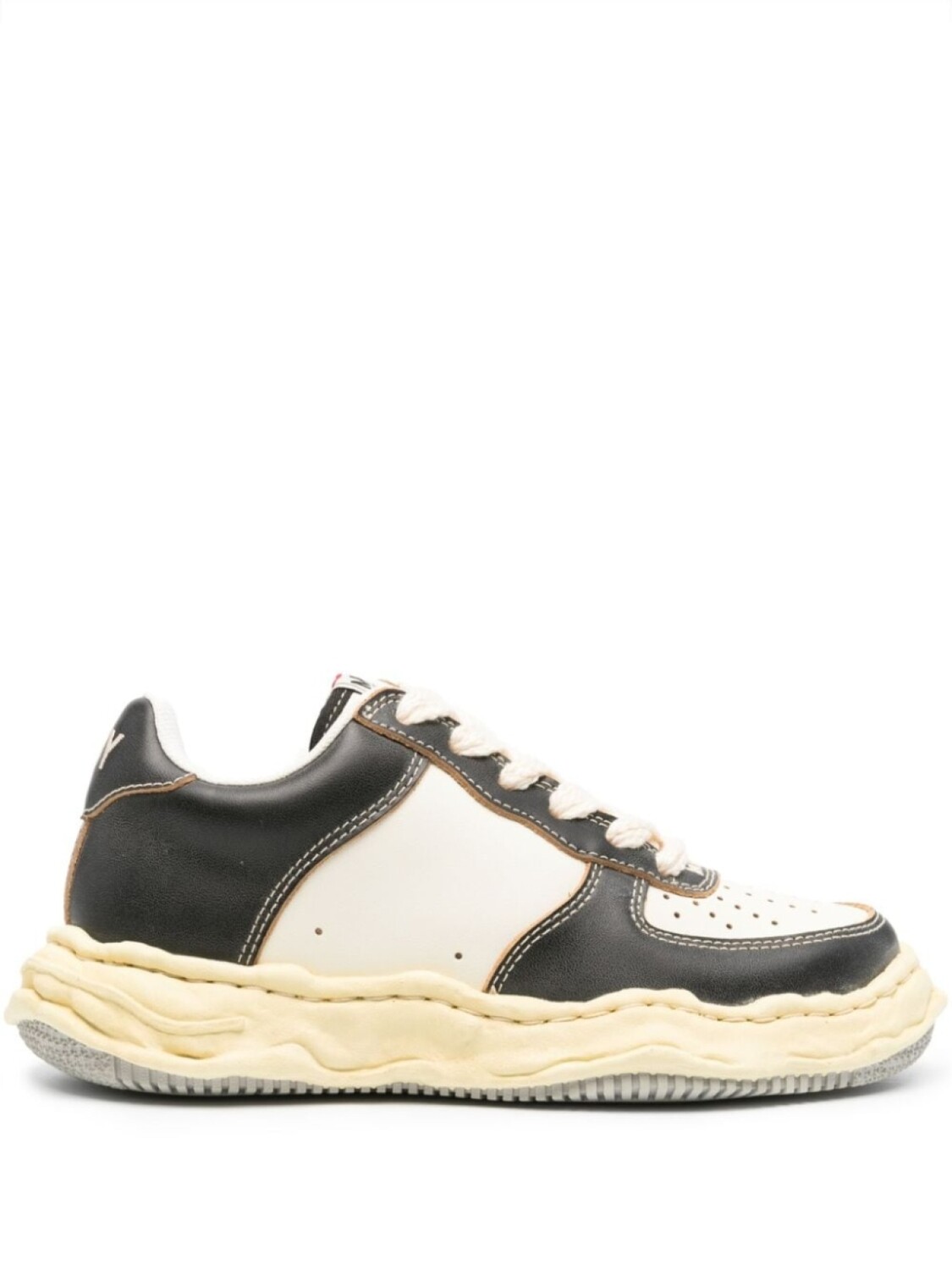 

Кроссовки Maison Mihara Yasuhiro Wayne A11FW713, черный/белый