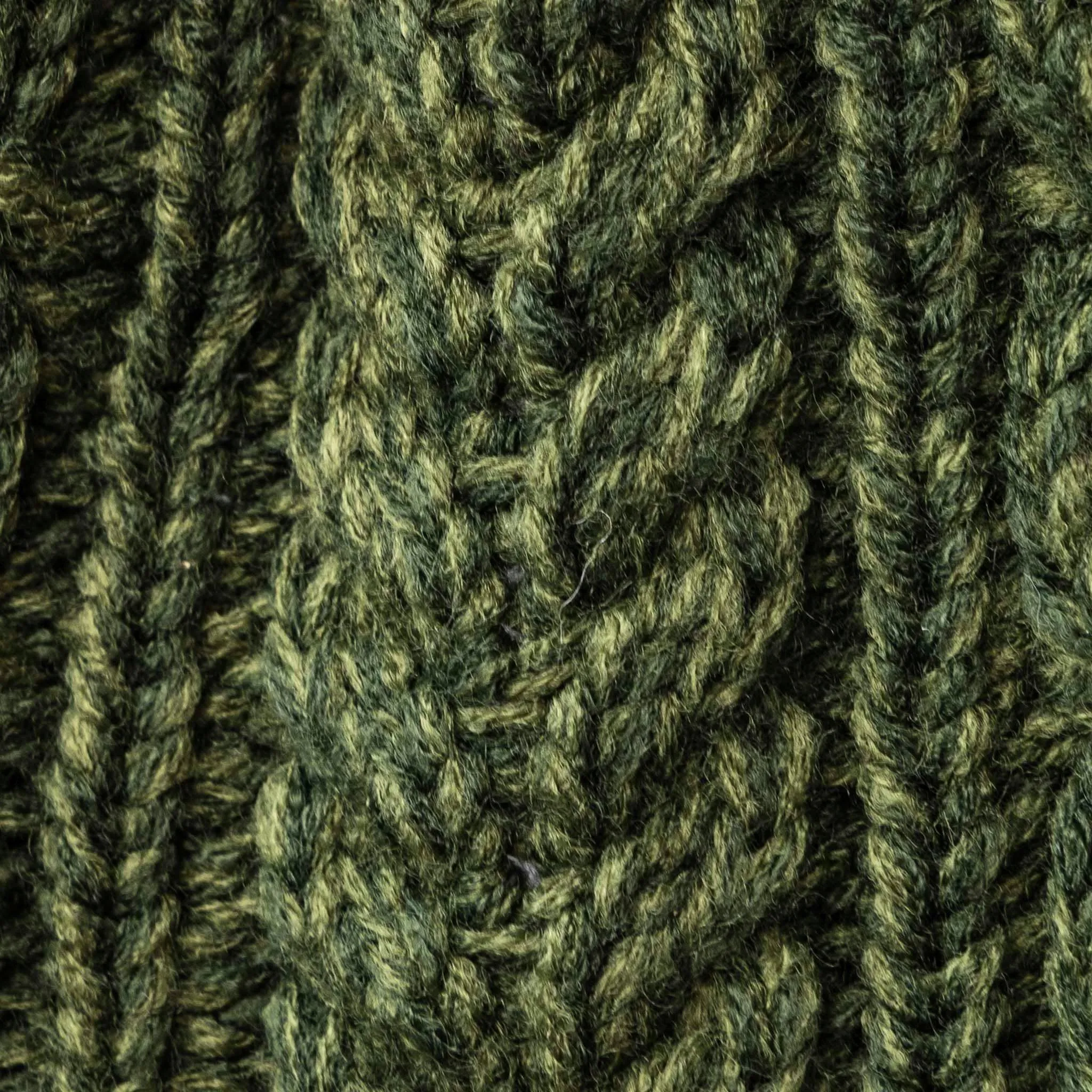 

Шарф на пуговицах арановой вязки косой вязки Aran Traditions, зеленый