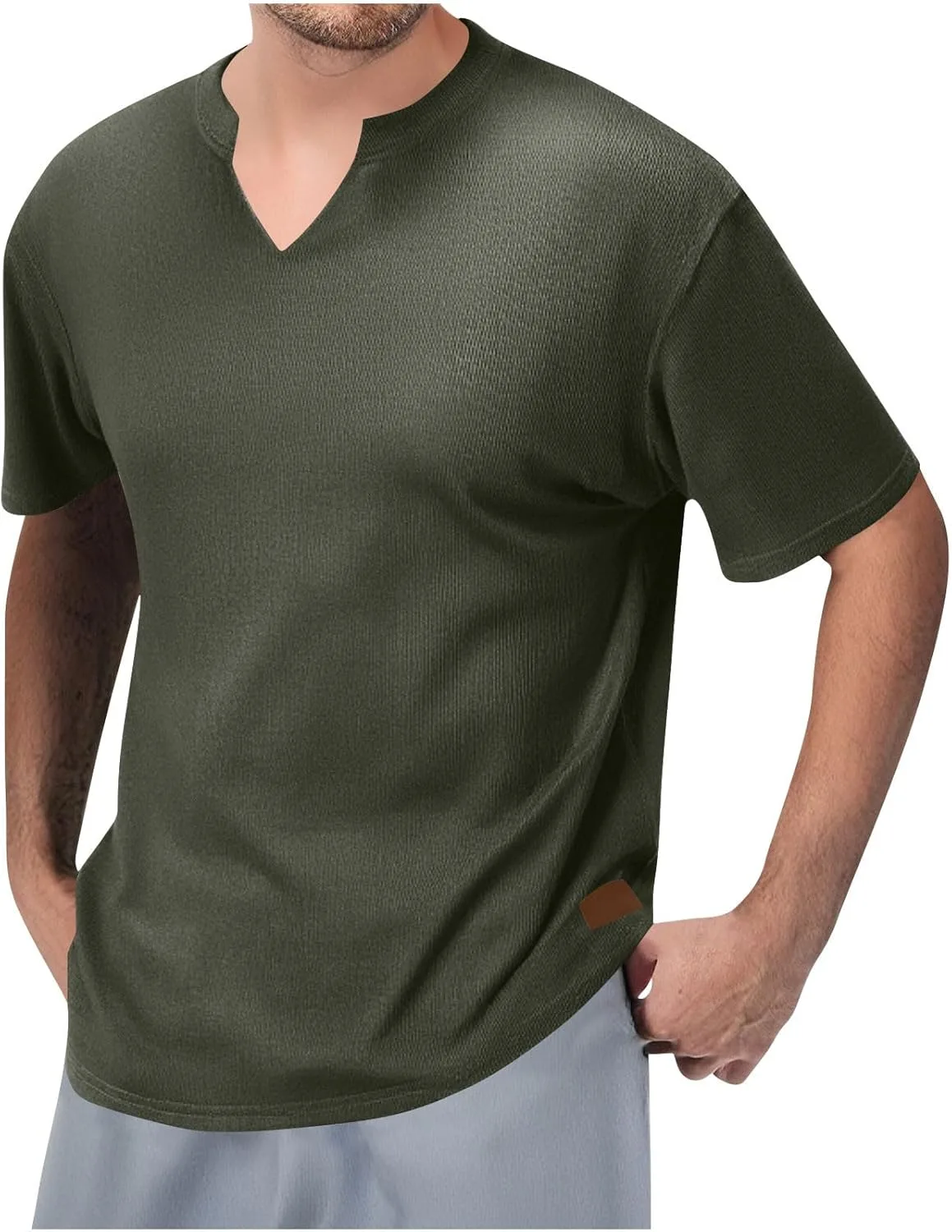 

Мужская летняя футболка V-образного выреза с коротким рукавом