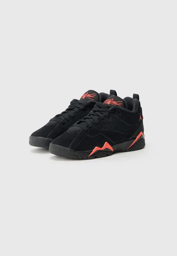 Кроссовки Jordan, black/infrared, чёрный/инфракрасный — фото 2