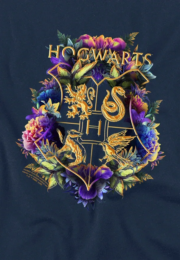 Футболка Harry Potter Hogwarts Multi Colored Floral Crest Print T-Shirt Cotton Soul, темно-синяя — фото 3