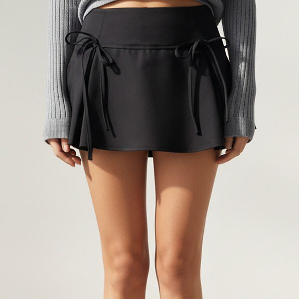 

Женский плиссированный спортивный юбка-шорты с завязкой сбоку, встроенными шортами и гладкой эластичной тканью Anna-Kaci, Black