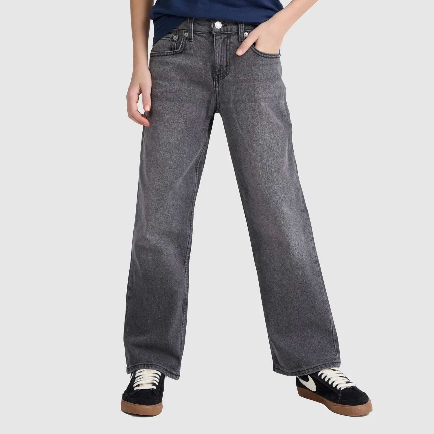 Джинсы прямого кроя 565 свободного кроя, размеры для мальчиков 8-20 лет Levi's, Dark Wash — фото 2