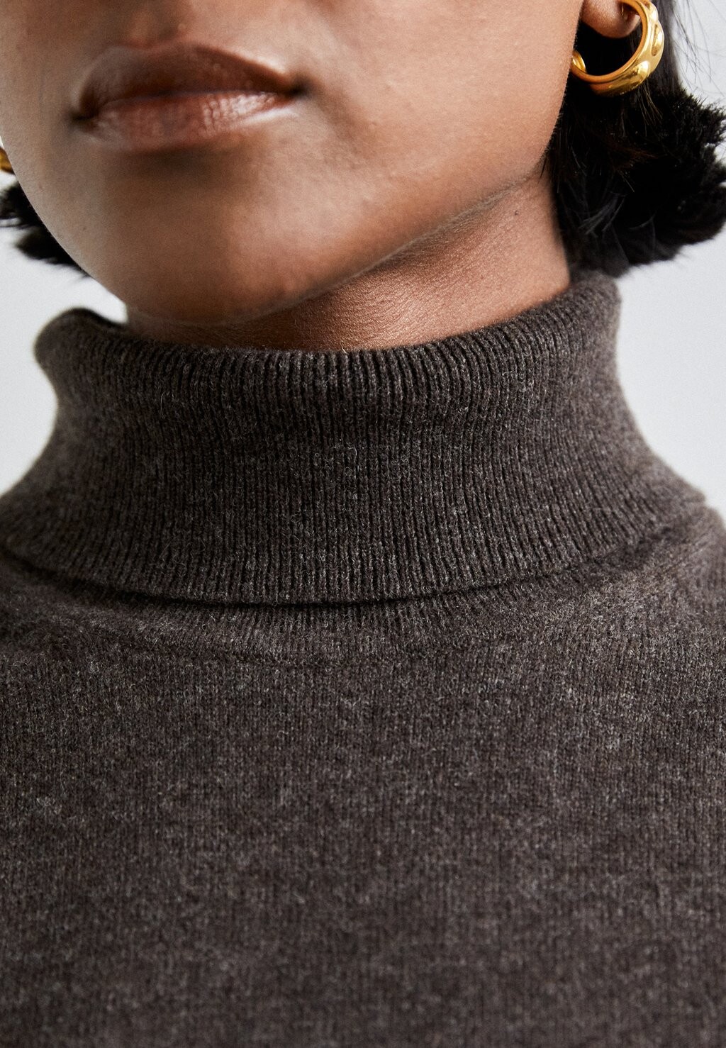 

Топ TURTLENECK VEST Filippa K, светло-коричневый