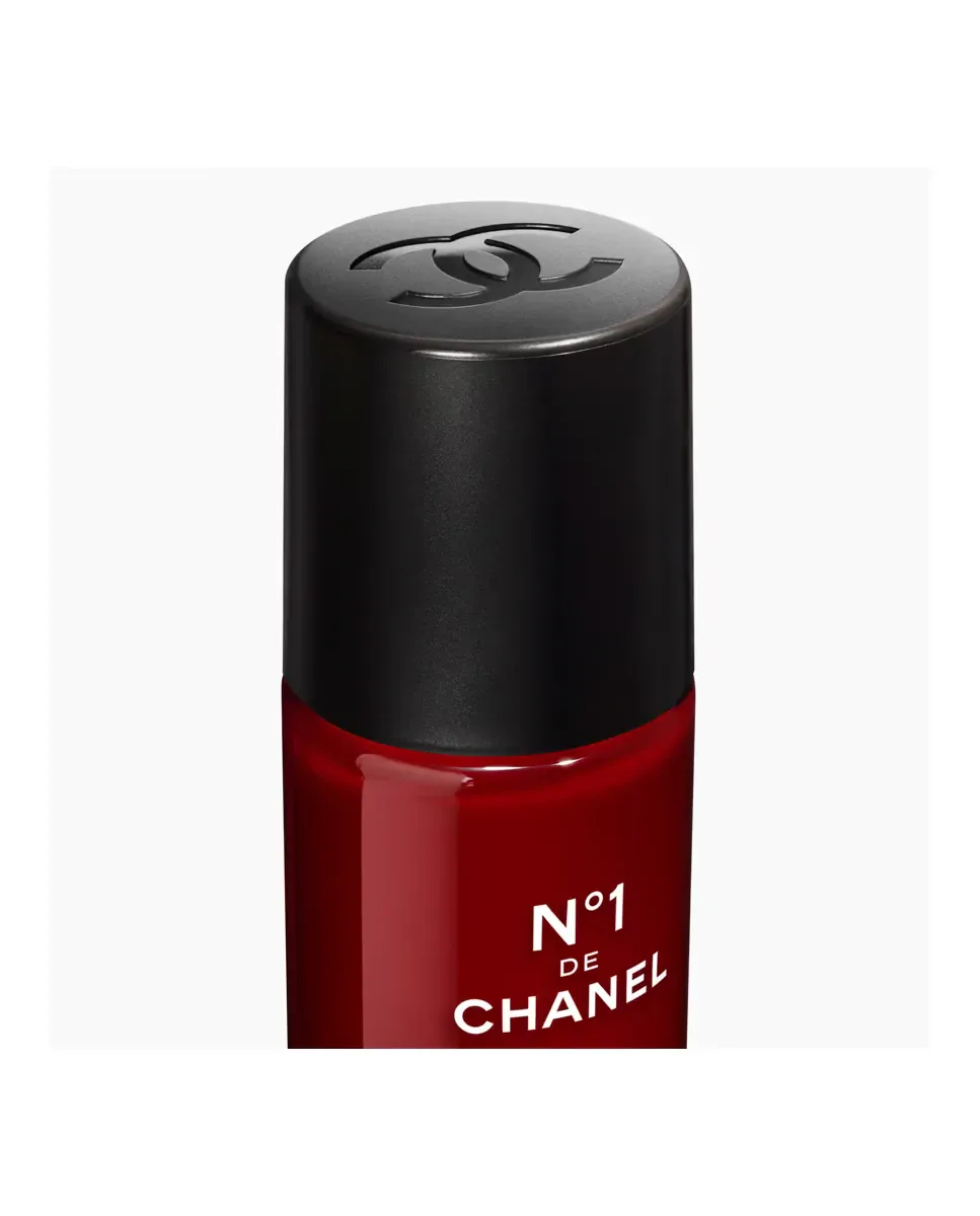 Сыворотка Chanel — №1 для глаз Revitalisant Alisa - Отдыхает - Открывает взгляд — фото 4
