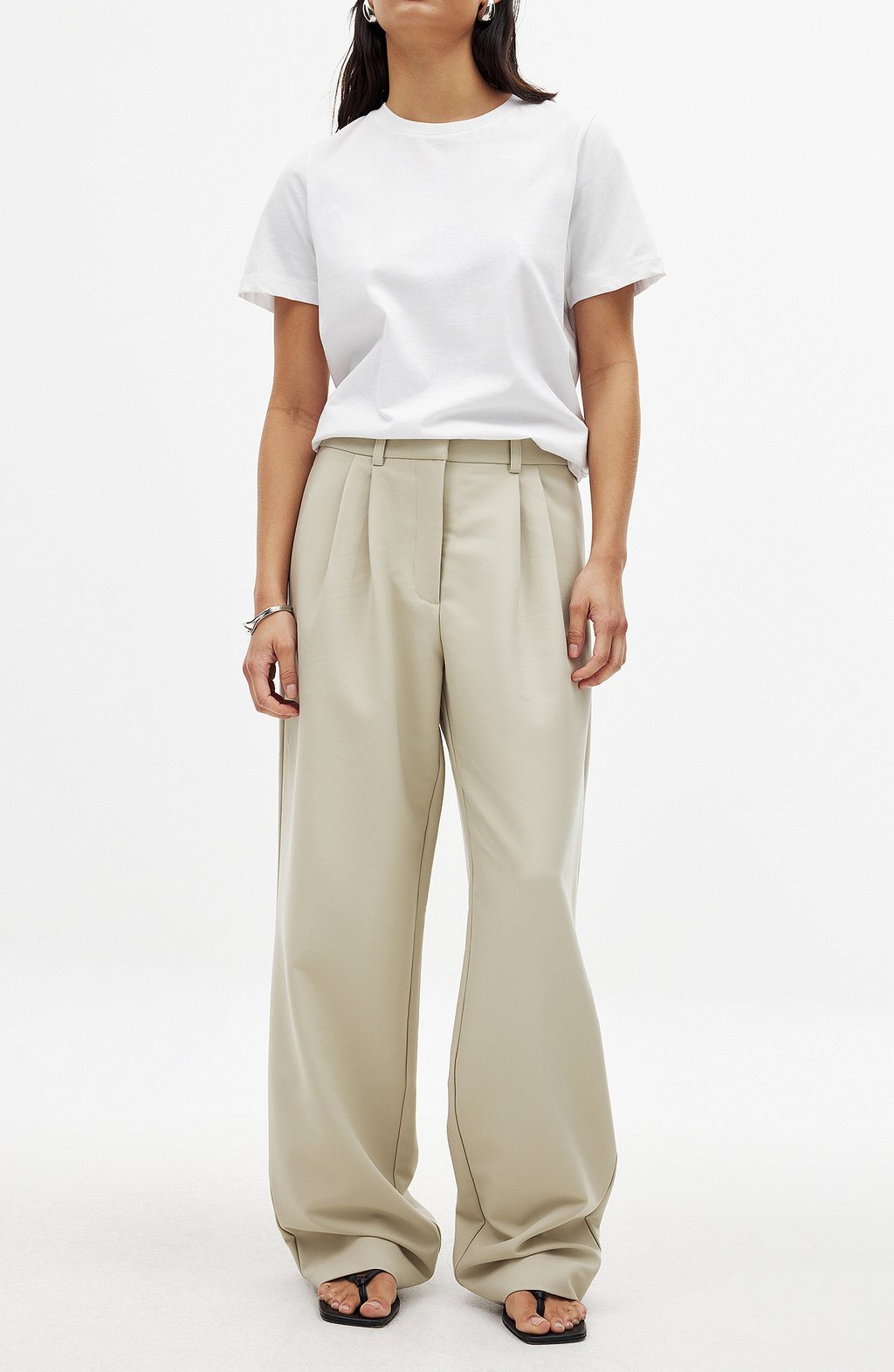 

Чиносы PLEATED WIDE LEG NA-KD, бежевый