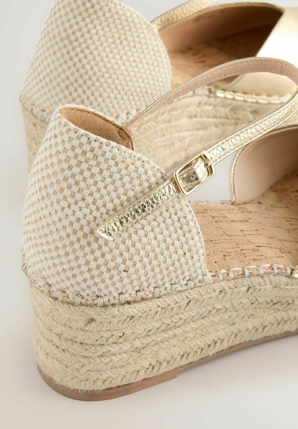 Босоножки на платформе STANDARD WIDE FIT - FOREVER COMFORT CLOSED TOE - Platform heels Next, золотой — фото 4