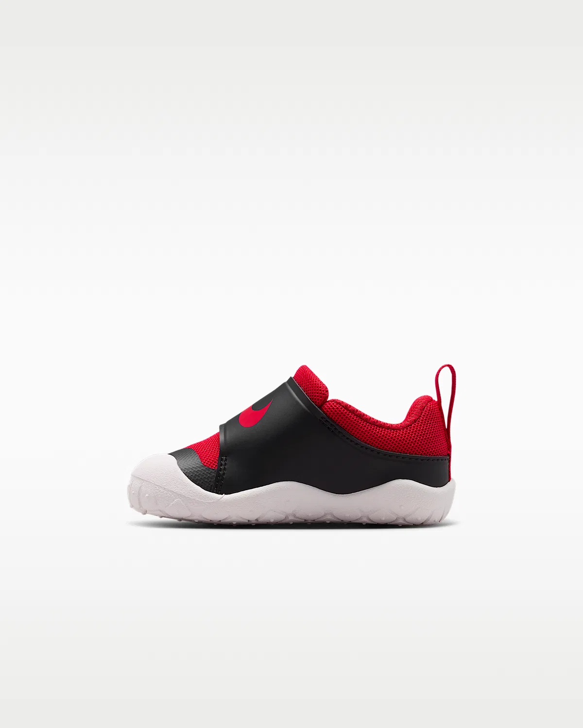 Детские кроссовки Nike Swoosh 1 Essential, Black/Summit White/University Red — фото 3