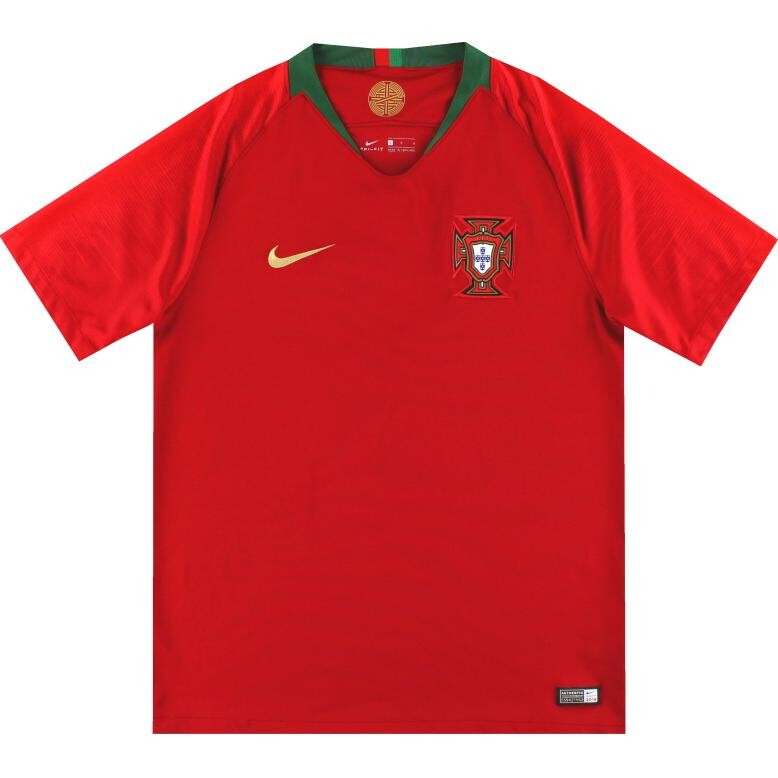 

Футбольная майка мужская красная Nike, красный