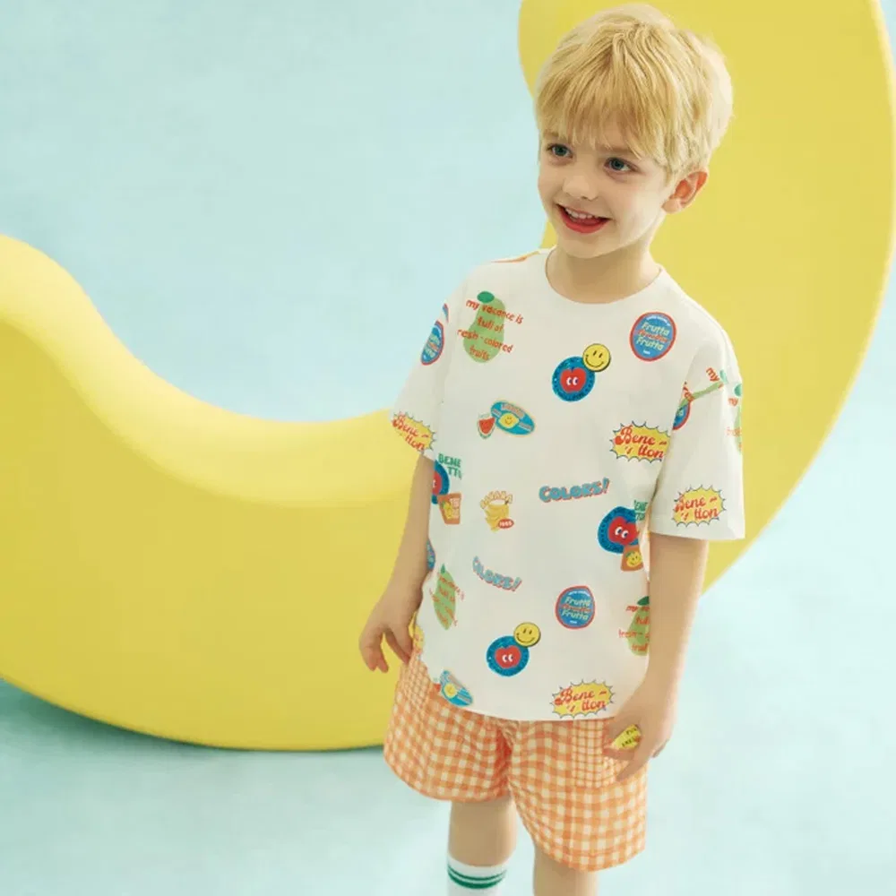 Детская футболка с цветными брызгами, кремовая, от Benetton Kids