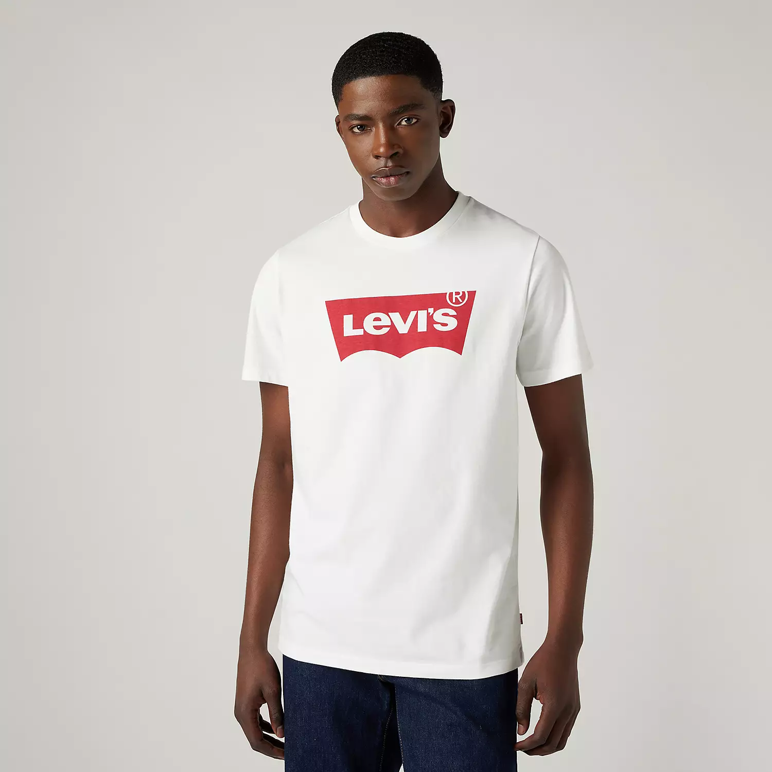 

Классическая футболка с логотипом Levi's, цвет White