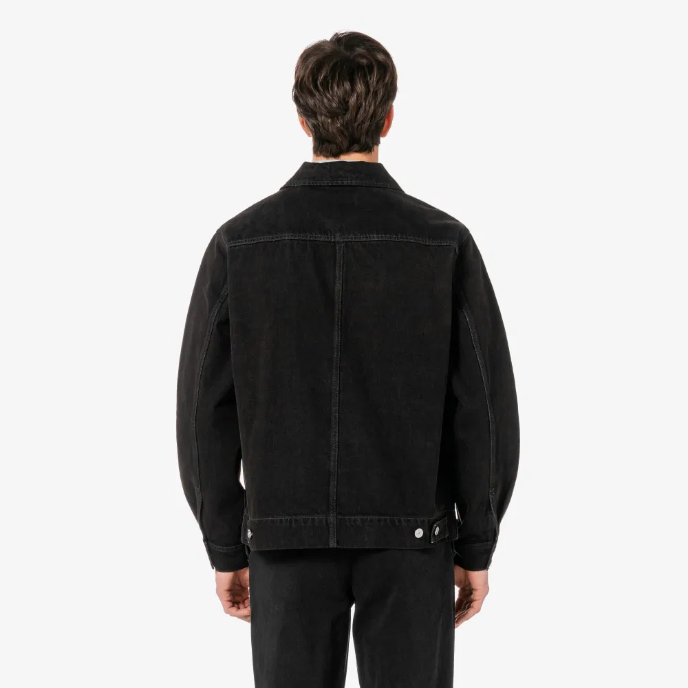 Мужская чёрная джинсовая куртка на молнии от Lacoste — фото 3