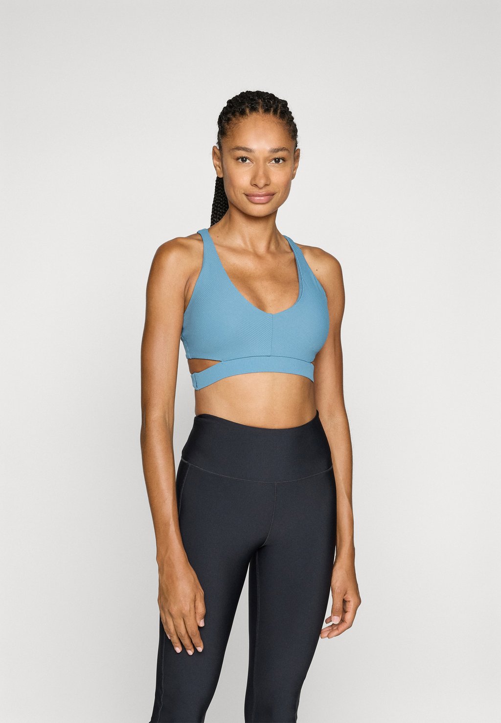 

Спортивный бюстгальтер с легкой поддержкой ZENVY BRA Nike Performance, синий