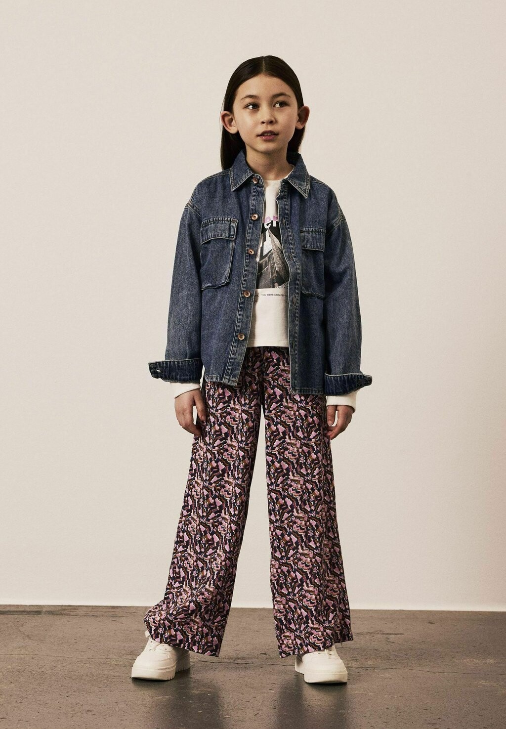 

Тканевые брюки WIDE FIT Name it, сирень