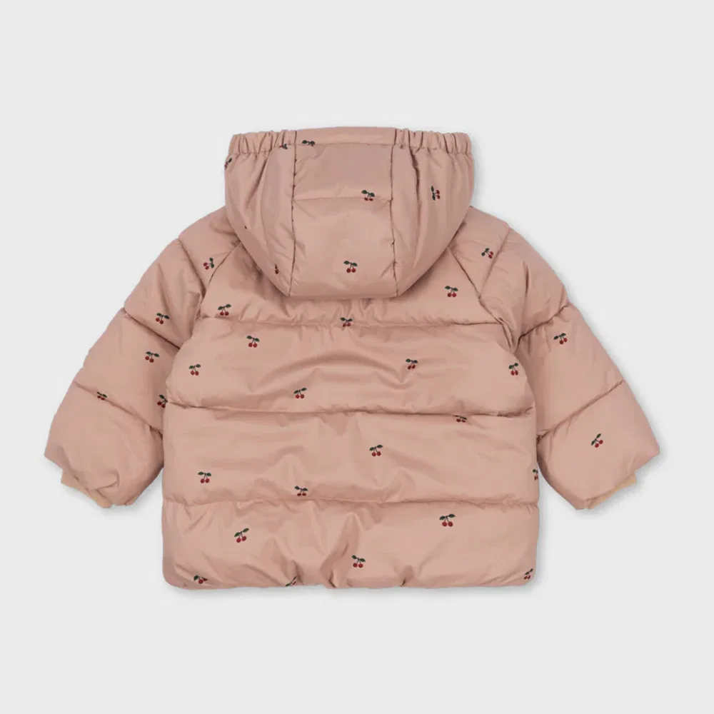 Детская стеганая куртка «Нука Черри» cherry blush от Konges Sloejd — фото 2