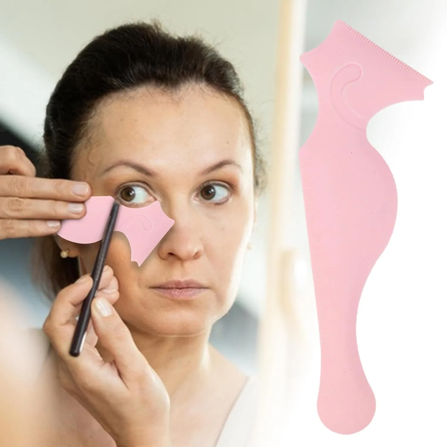 Трафарет для подводки глаз Wing Eyeliner Tool, силиконовый, розовый — фото 2