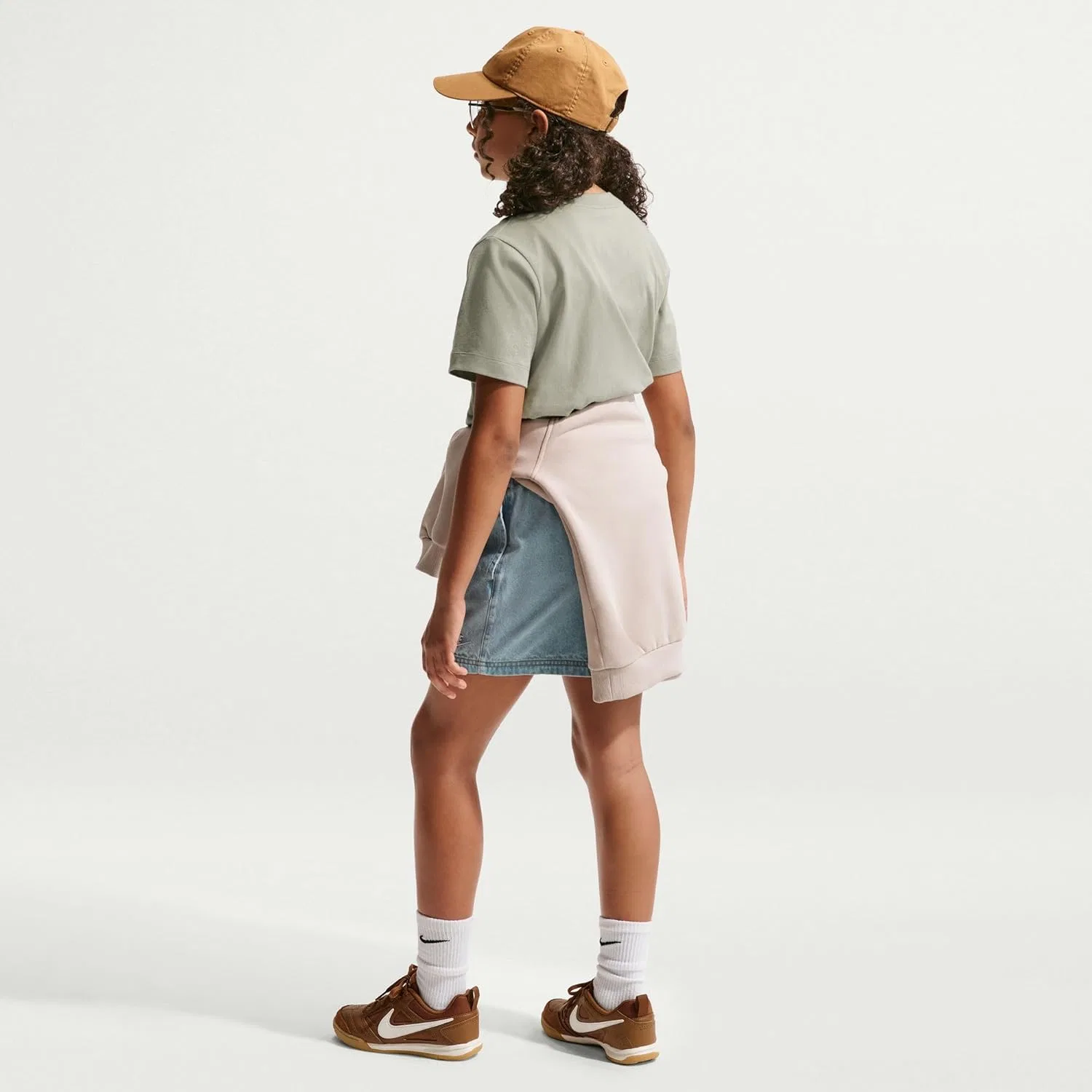 Футболка Sportswear Club Nike, Spruce Fog/White — фото 2