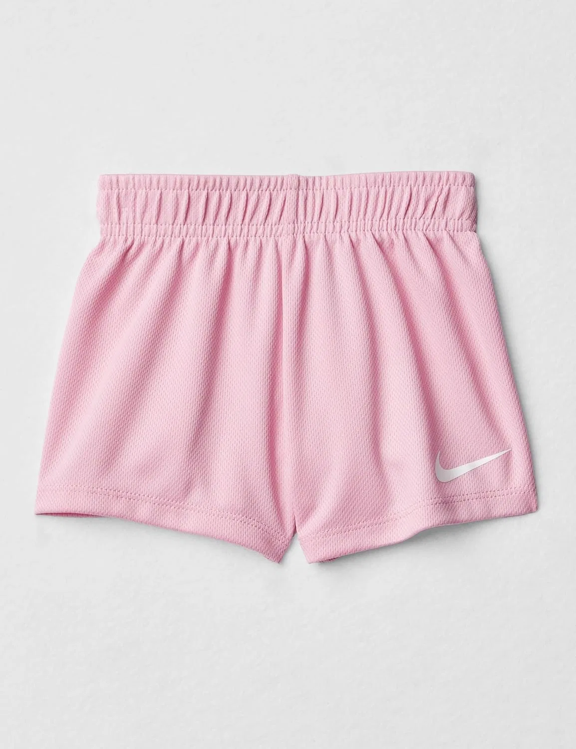 Детский комплект футболка и шорты Nike, белый/Medium Soft Pink — фото 3
