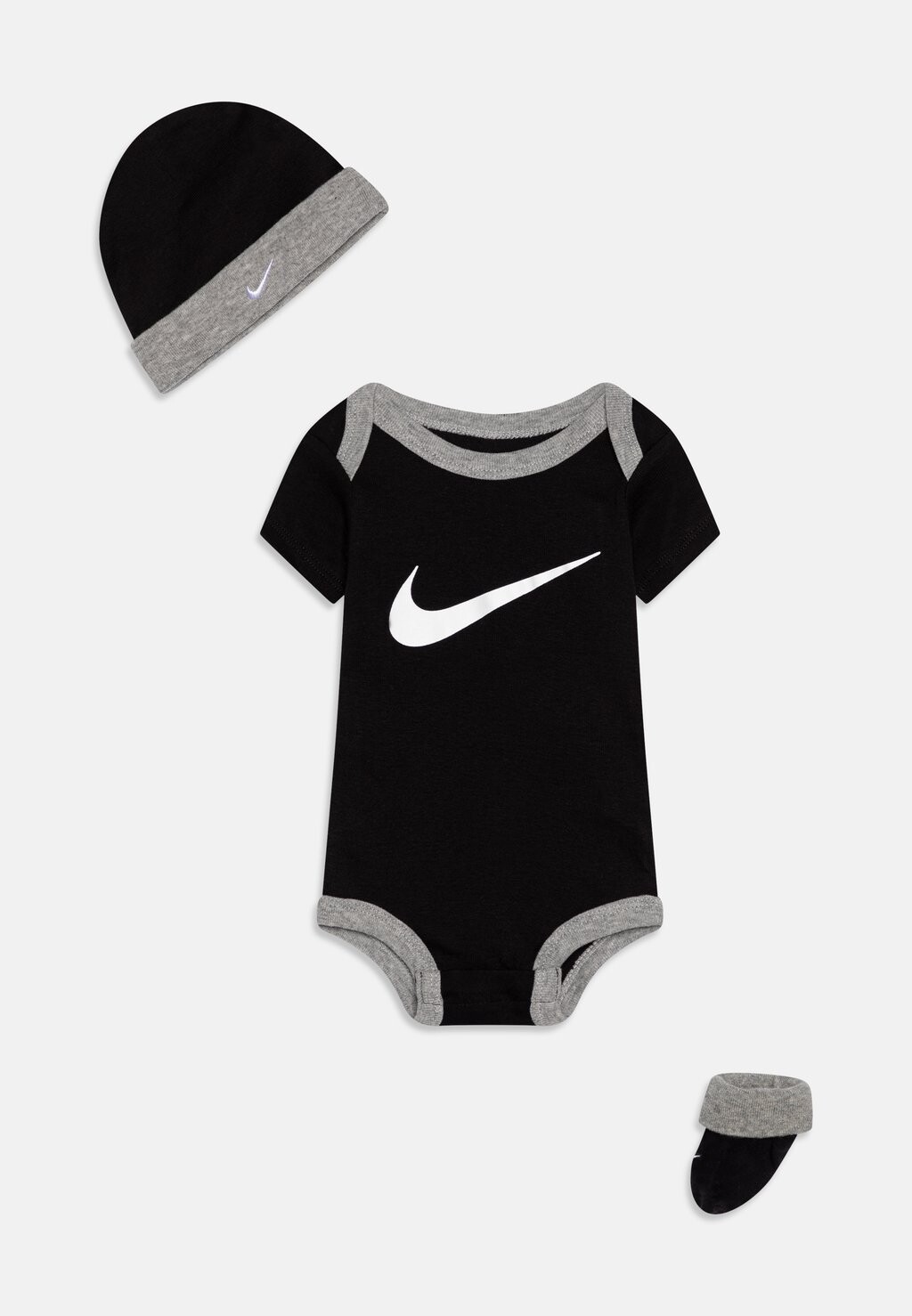

Шапка-бини SET Nike Sportswear, цвет black
