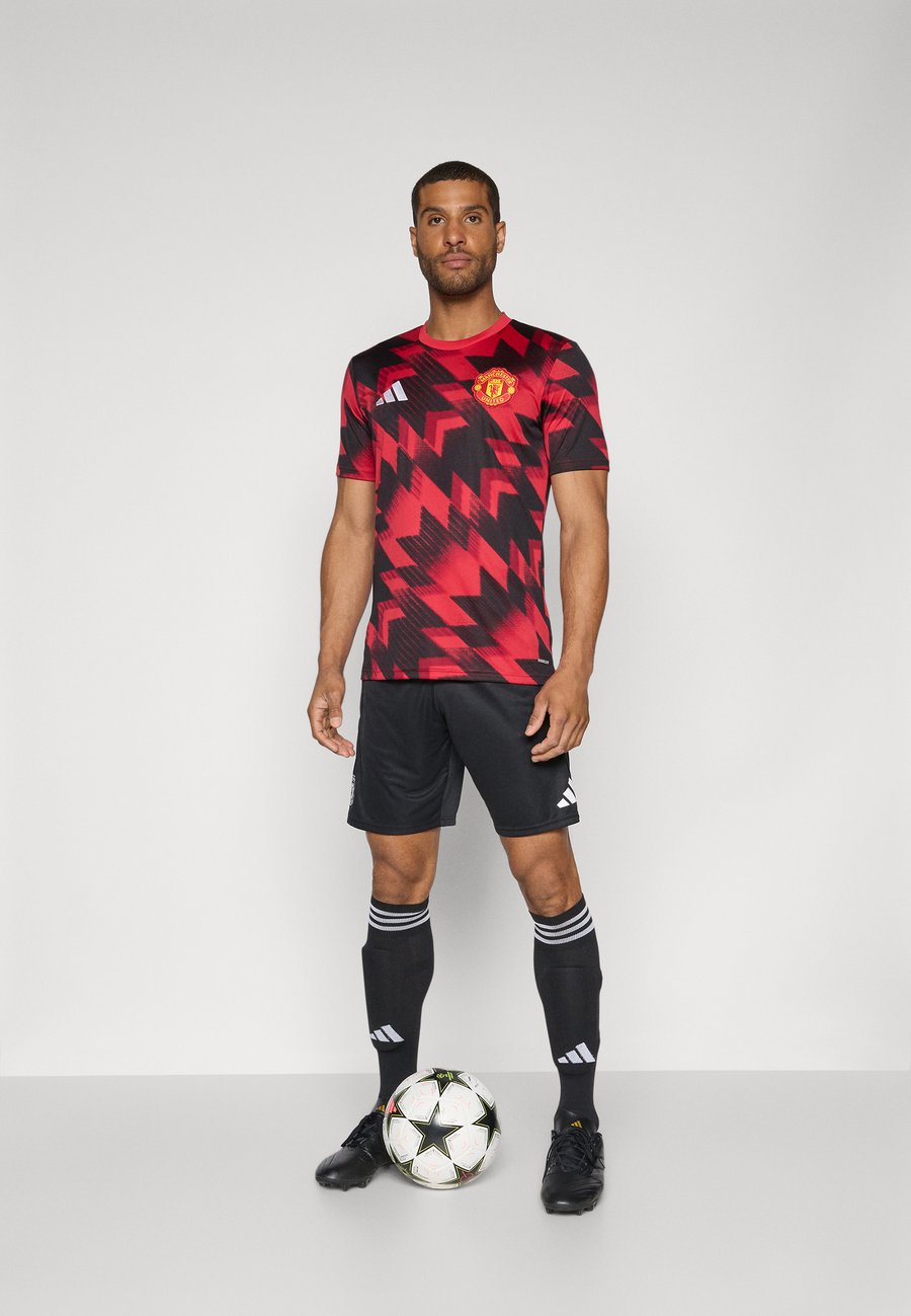 Футболка Adidas Performance MANCHESTER UNITED 25/26 PRE MATCH JERSEY, Red — фото 2