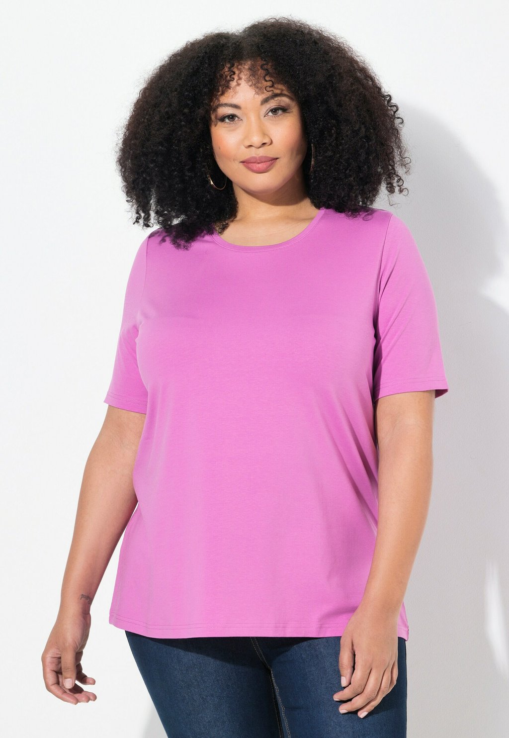 

Базовая футболка RUNDHALSAUSSCHNITT HALBARM Ulla Popken, цвет Cool Pink