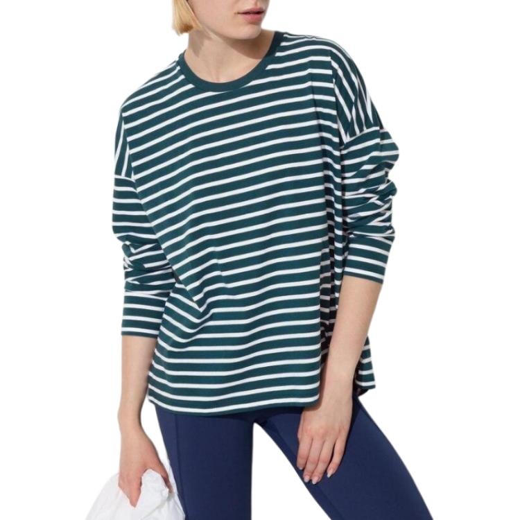 

Футболка женская темно-зеленая Uniqlo