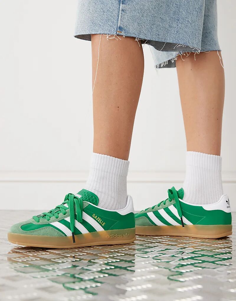 Кроссовки Adidas Originals Gazelle Indoor в зелено-белом цвете