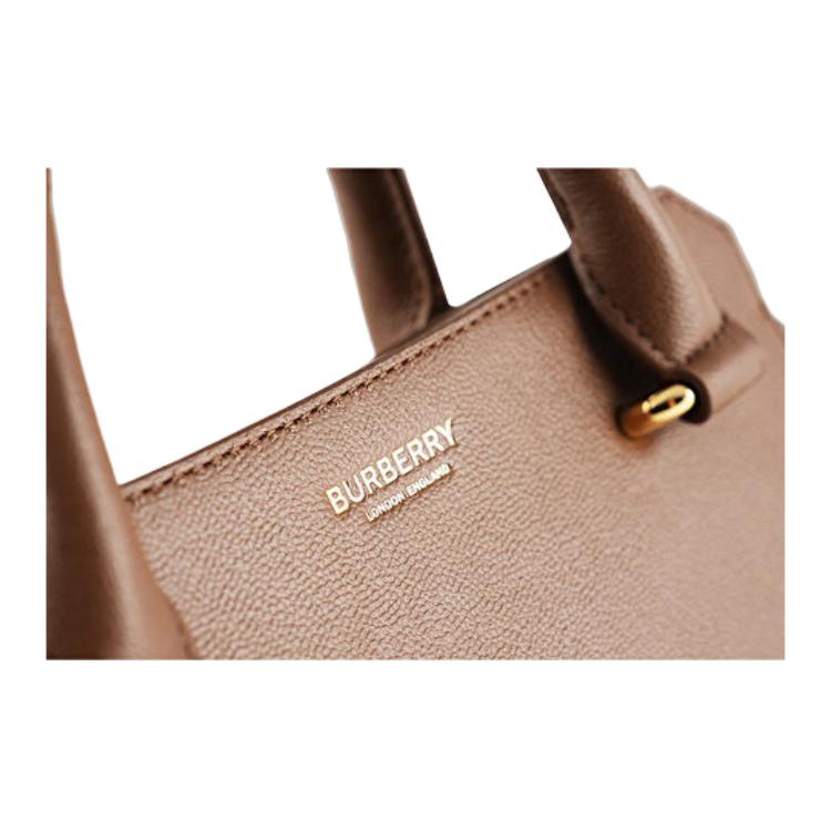 Женская сумка Burberry из натуральной кожи — фото 4
