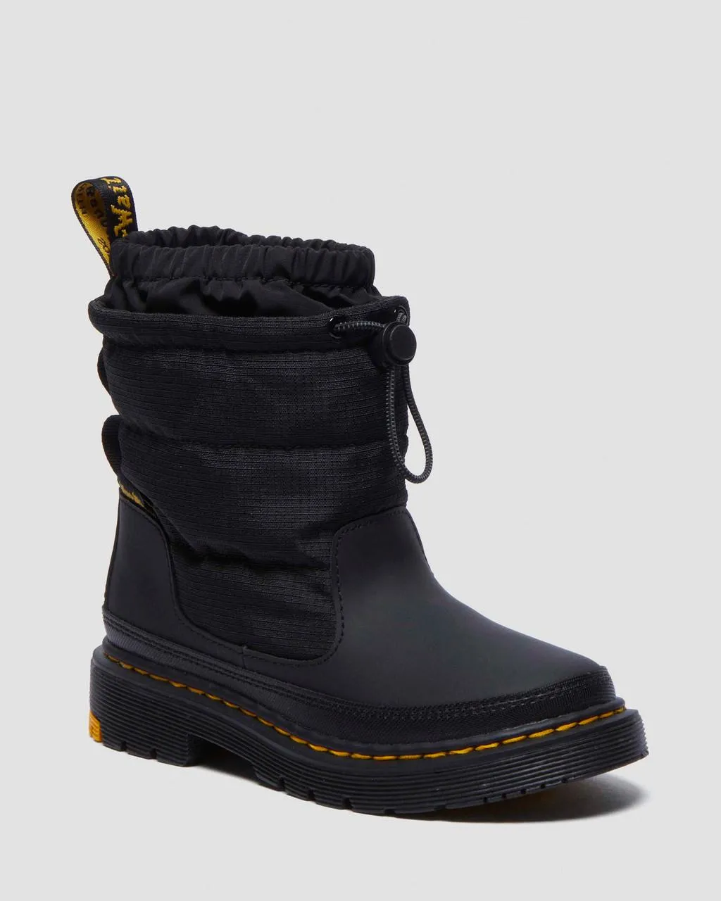 

Зимние ботинки Dr. Martens Junior Cullen на флисовой подкладке