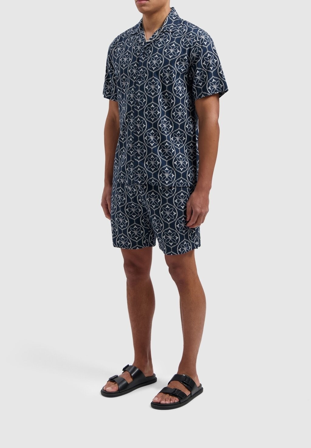

Шорты REGULAR FIT CASUAL Pure Path, темно-синий