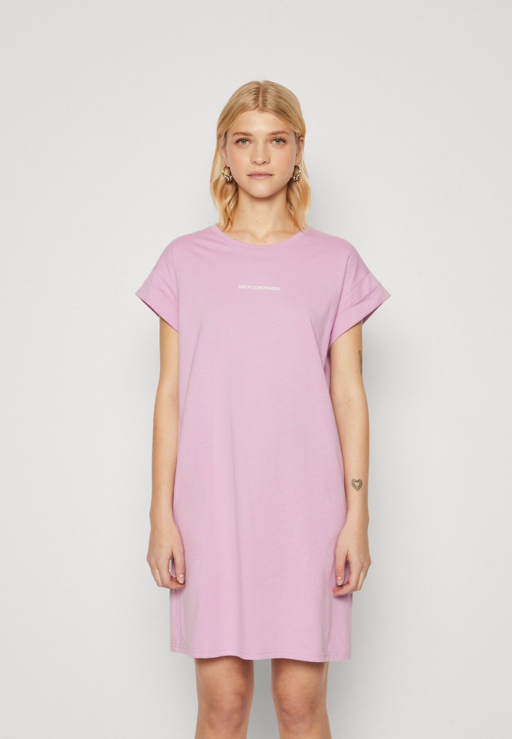 

Платье из джерси SMALL LOGO DRESS MSCH Copenhagen, цвет violet/white