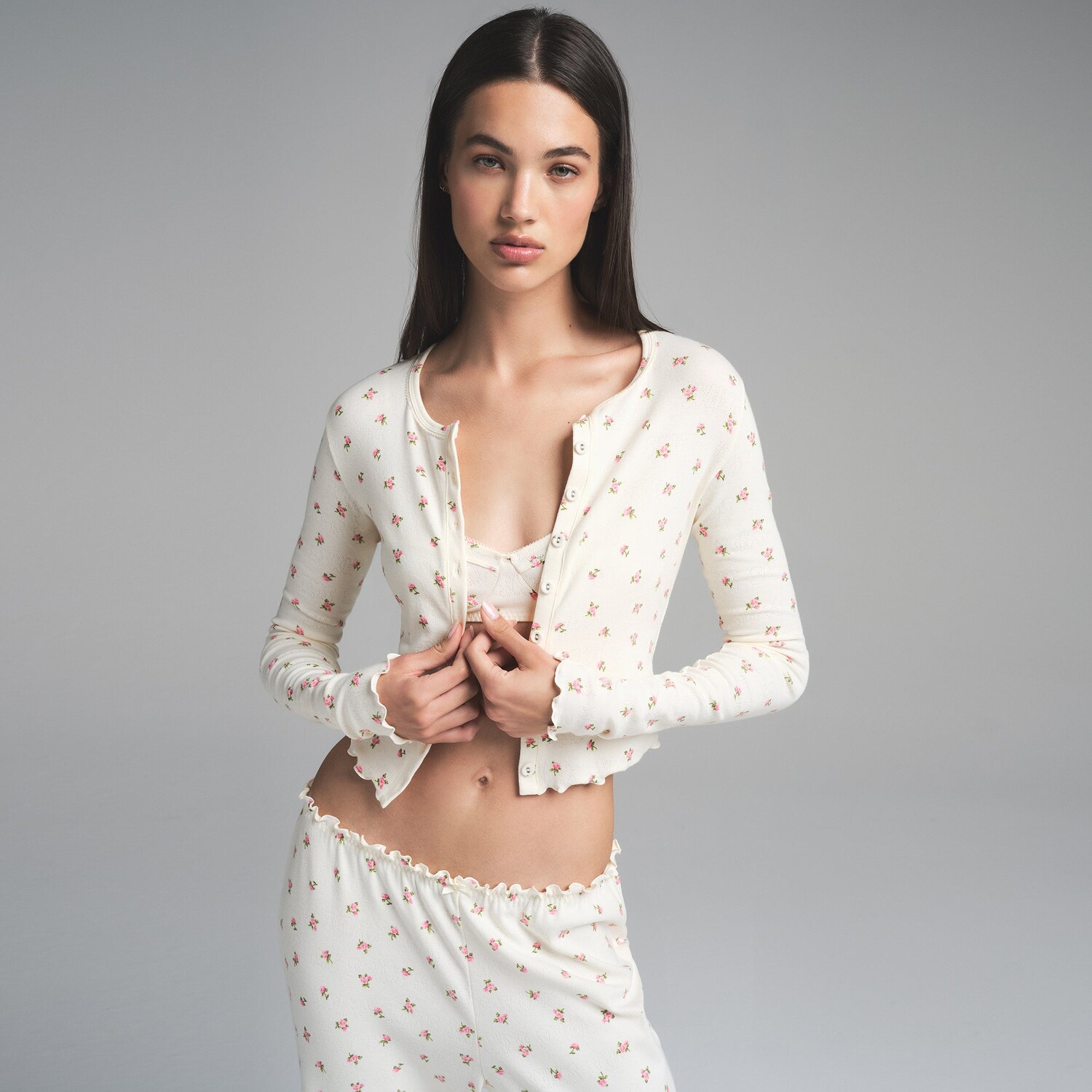 

Кардиган SKIMS, цвет marble pink rosebud print
