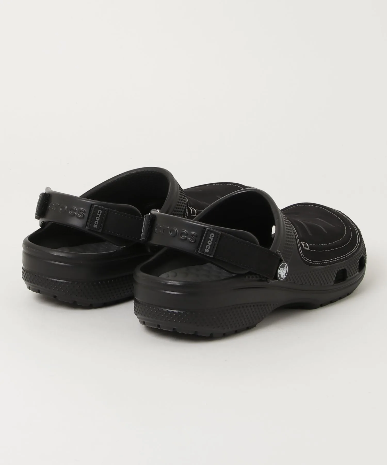Мужские сандалии с регулируемым ремнём Crocs CLASSIC YUKON VISTA II LITERIDE CLOG чёрно-серые — фото 2