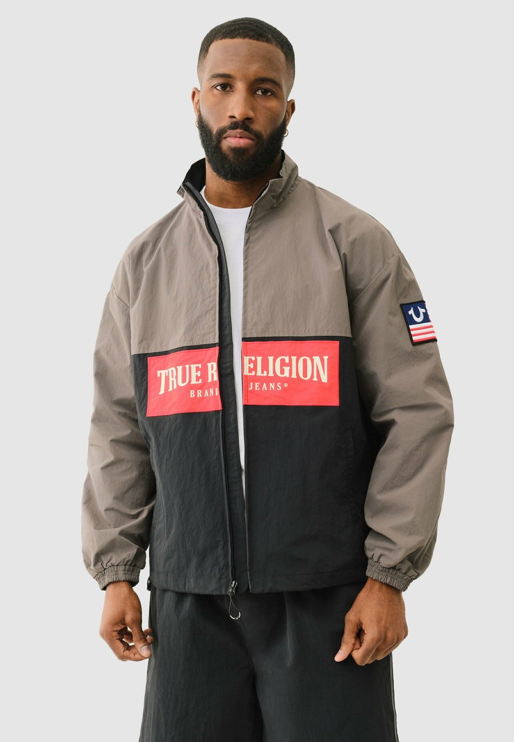 

Легкая куртка True Religion, черный