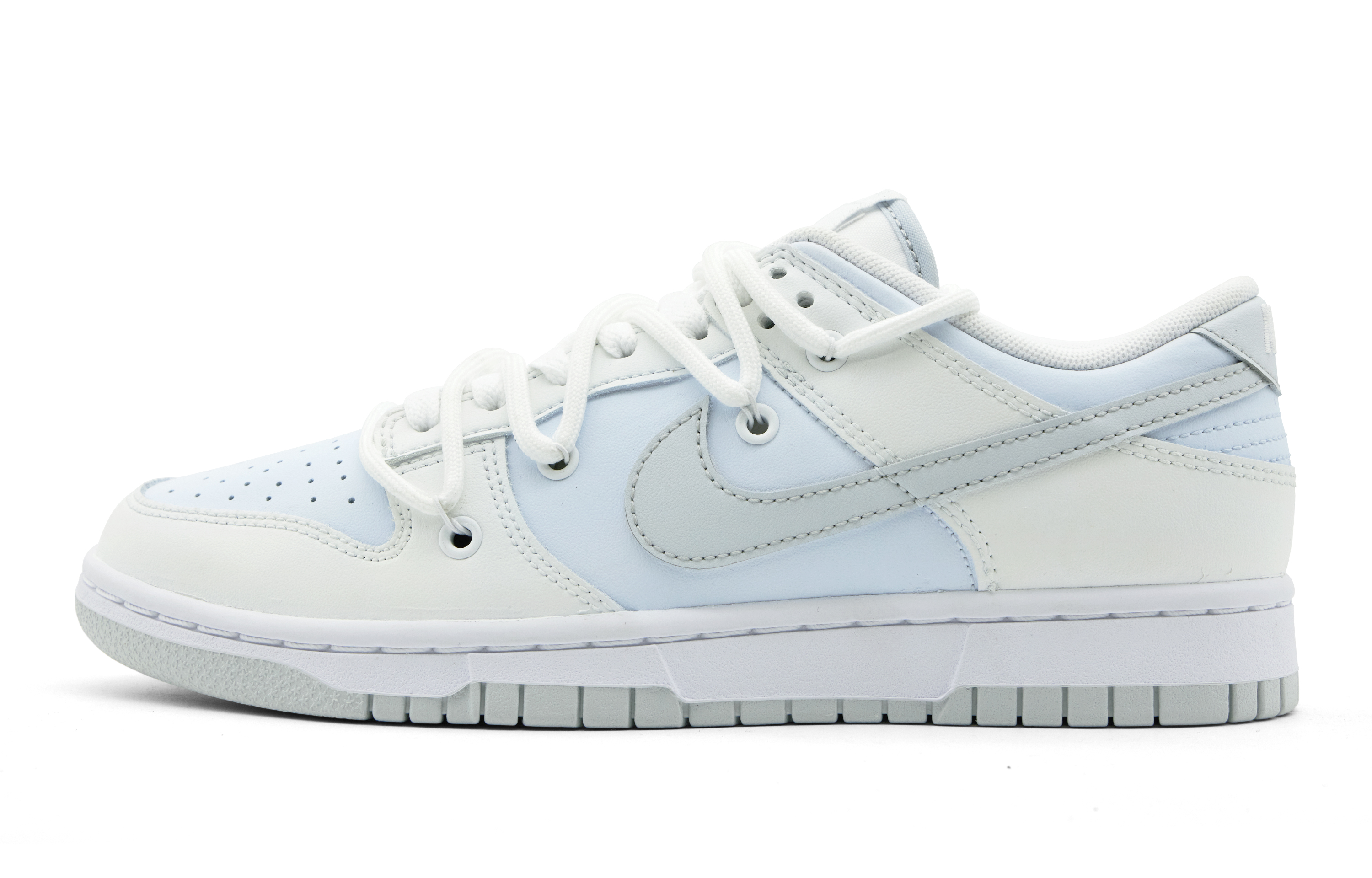 

Кроссовки Nike Dunk Skateboard Shoes Women's Low-Top Blue, синий