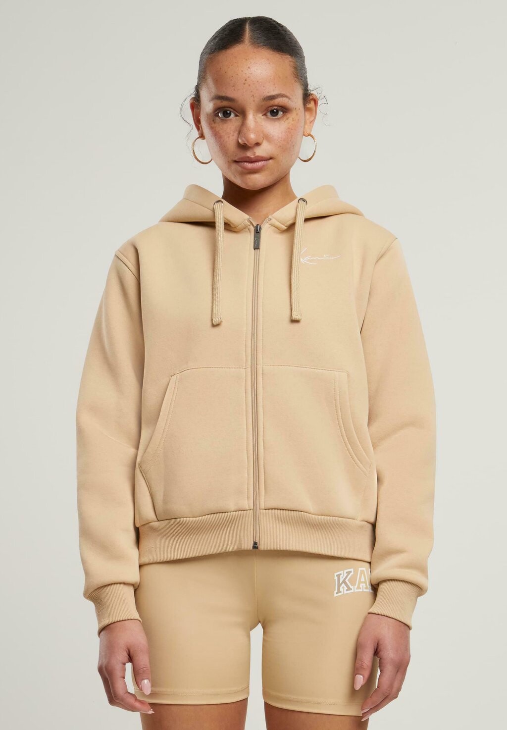 

Толстовка CHEST SIGNATURE ESSENTIAL Karl Kani, песочный