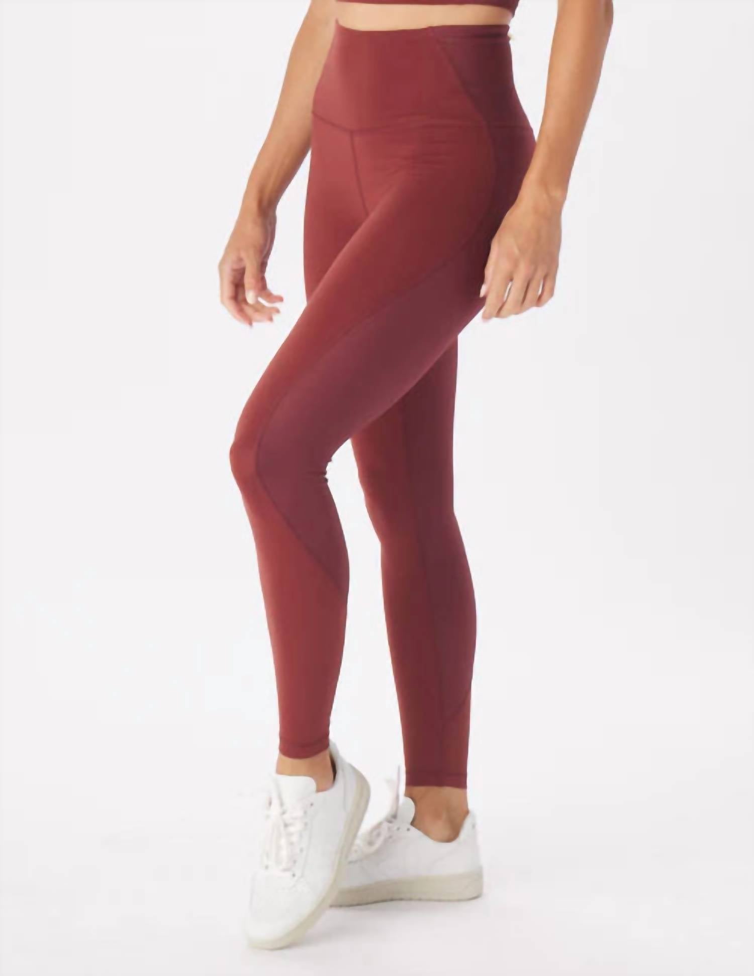 

Леггинсы Tone Up в цвете Каберне glyder, цвет cabernet