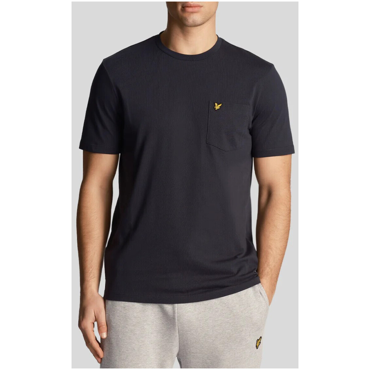 

Футболка мужская Lyle & Scott хлопковая с карманом, черный