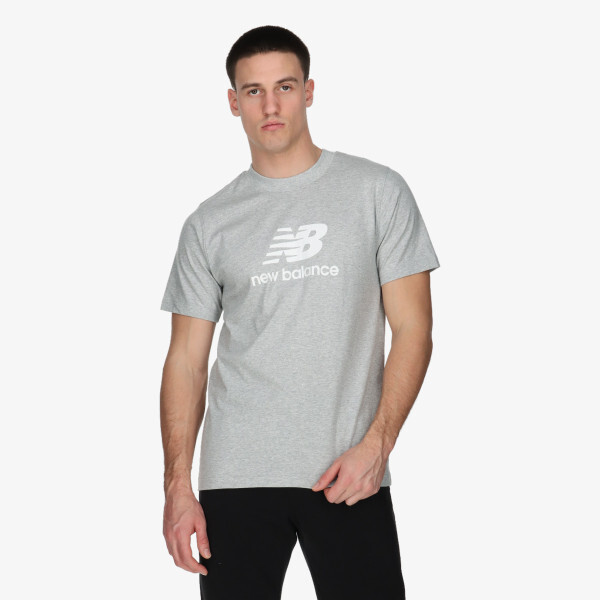 

Логотип на футболке New Balance, серый