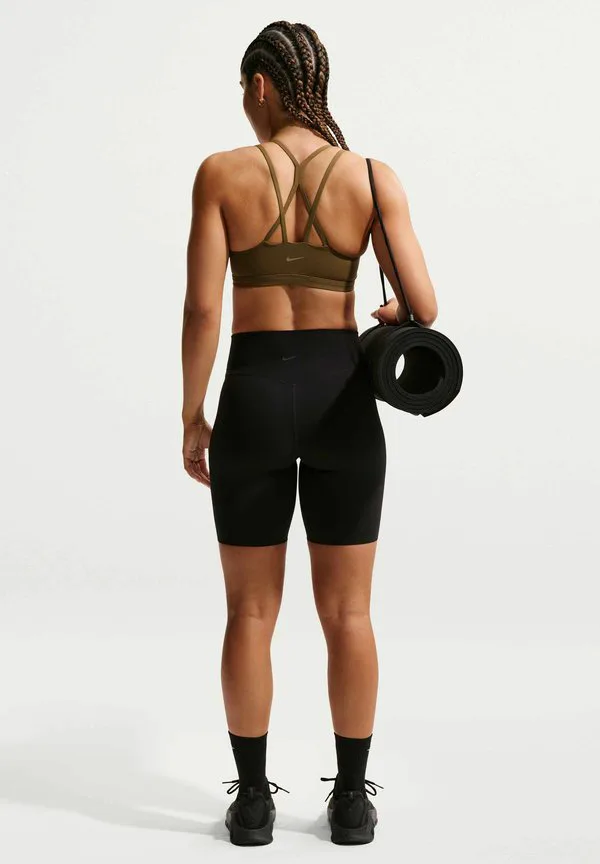 Спортивный бюстгальтер zenvy с бретелями и легкой поддержкой Nike Performance, Olive Flak/White — фото 3