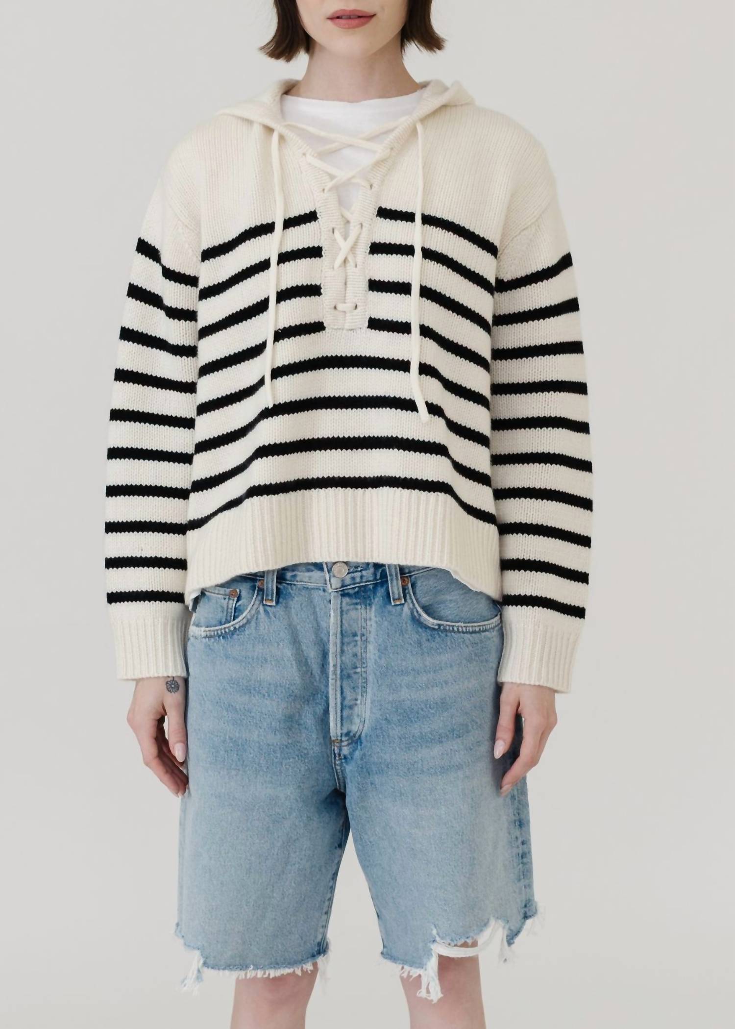 

Свитер Noemi в полоску цвета слоновой кости и черный NILI LOTAN