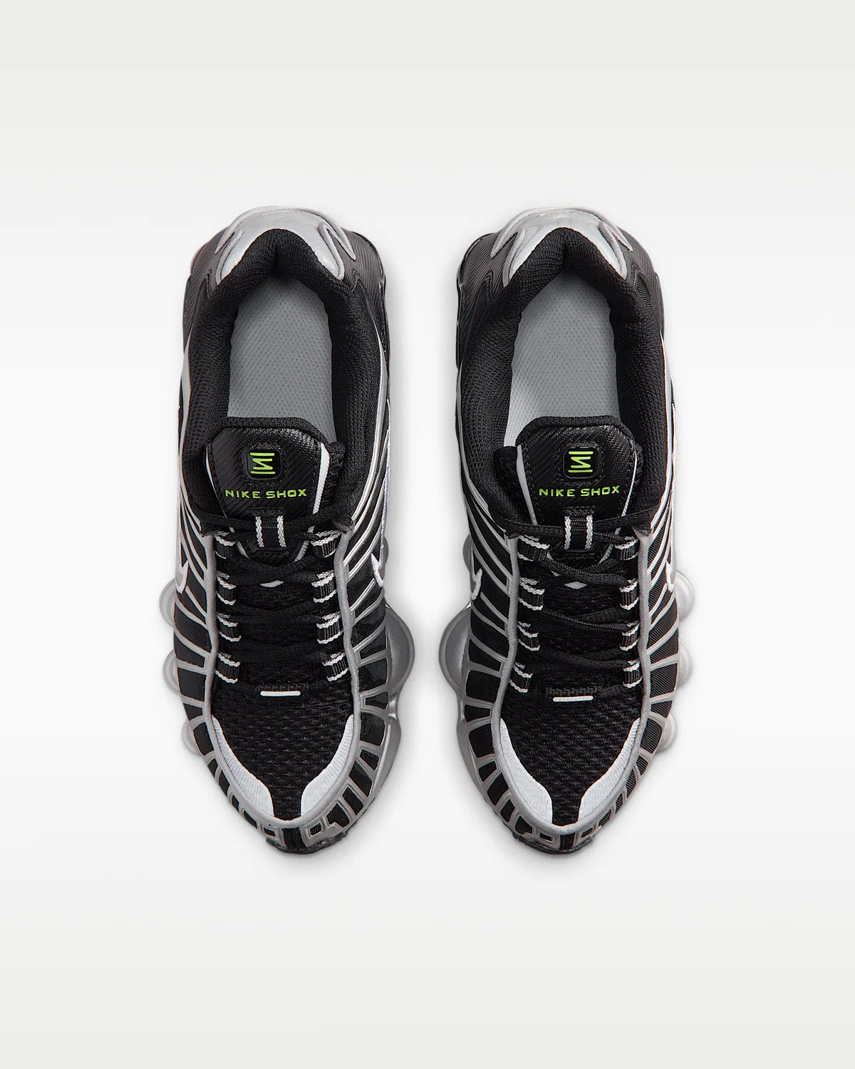 Детские кроссовки Nike Shox TL, Black/Volt Ice/Photon Dust/Metallic Silver — фото 4