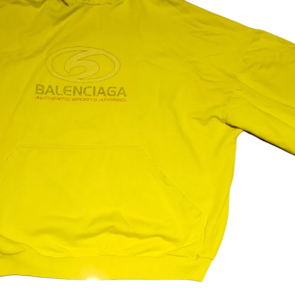 Свитшот свободного кроя Balenciaga желтый — фото 3