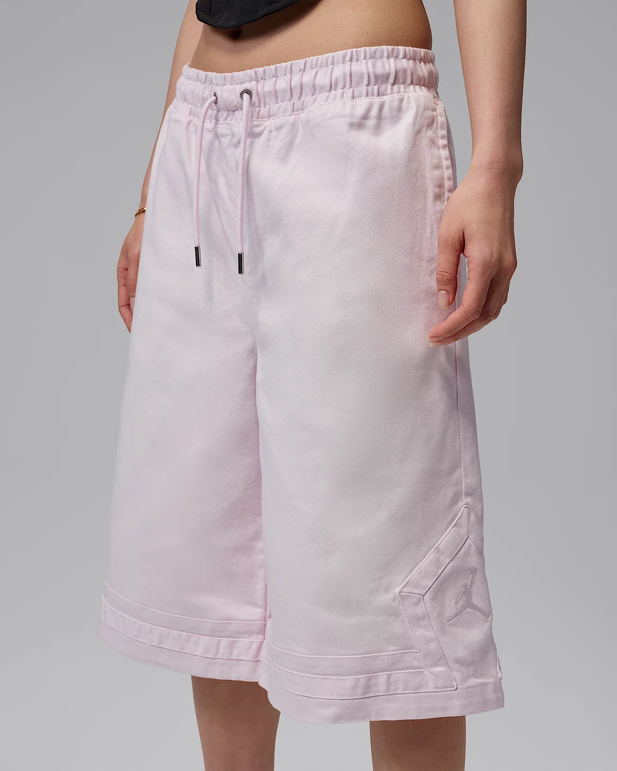 Женские шорты Jordan Flight Club, Pearl Pink/Pearl Pink — фото 2