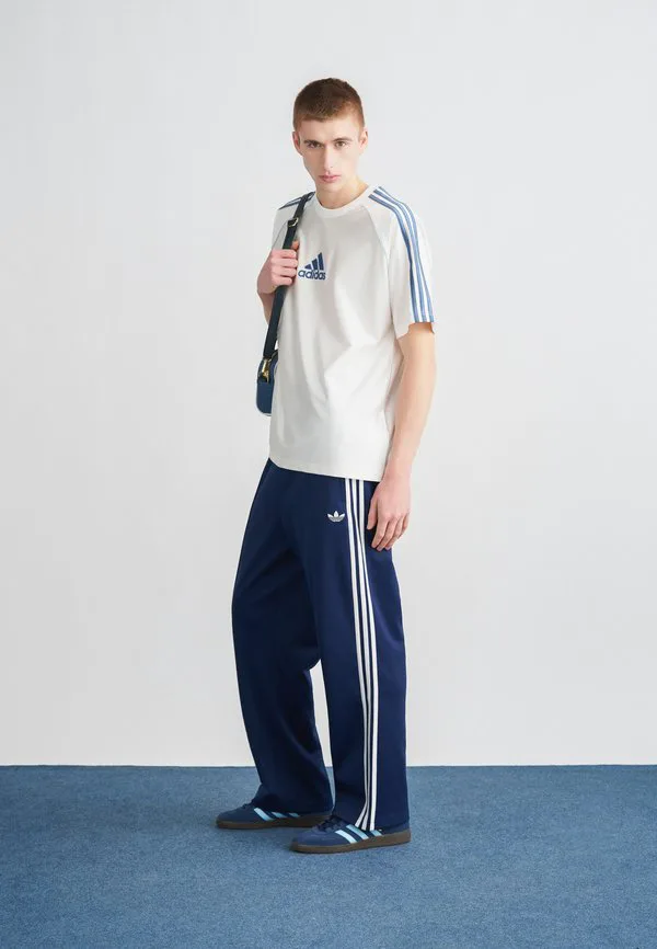 Спортивные штаны firebird оверсайз унисекс Adidas Originals, Night Indigo — фото 2