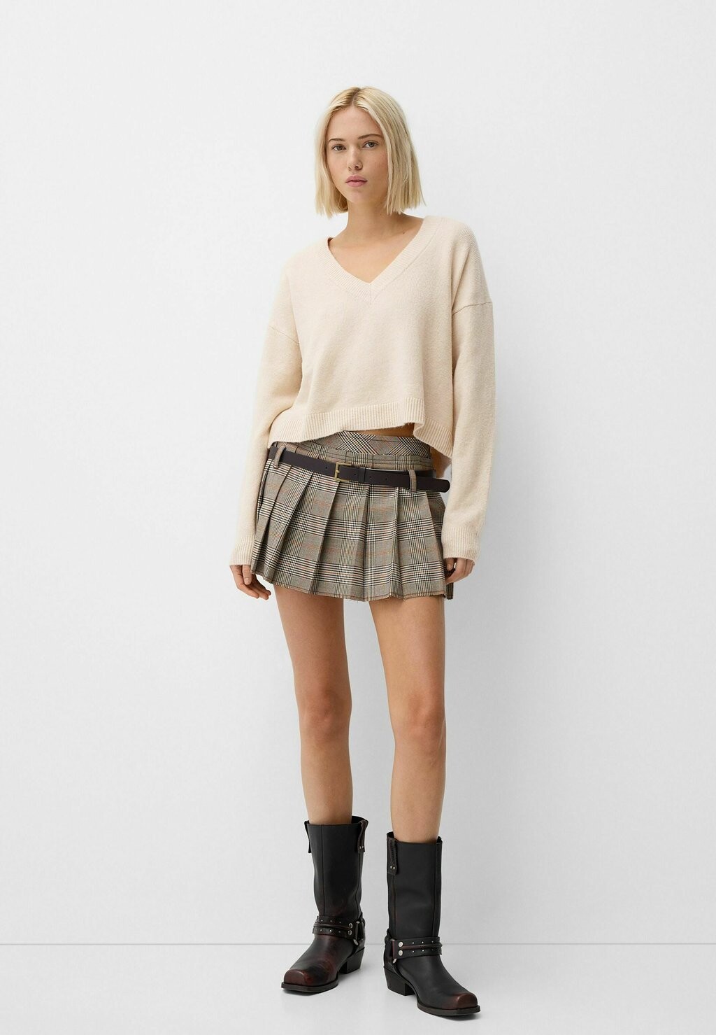 

Джемпер CROPPED Bershka, песочный