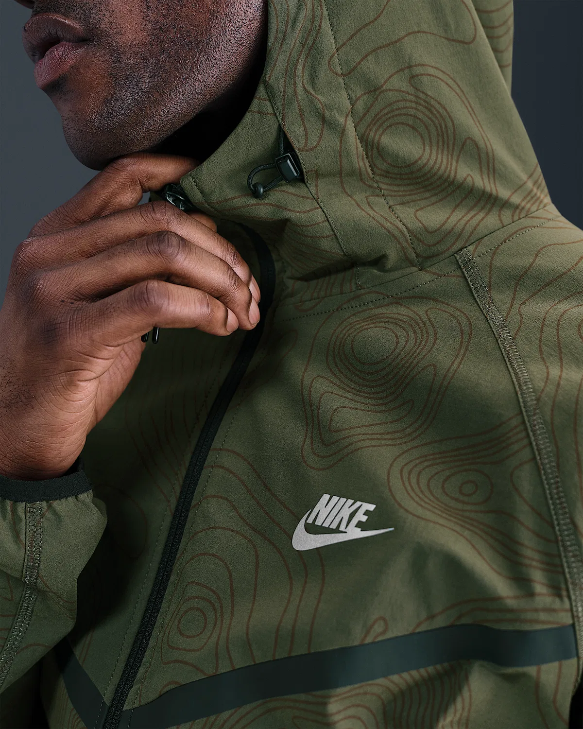 Мужская куртка Windrunner на молнии Nike Tech, Cargo Khaki — фото 3